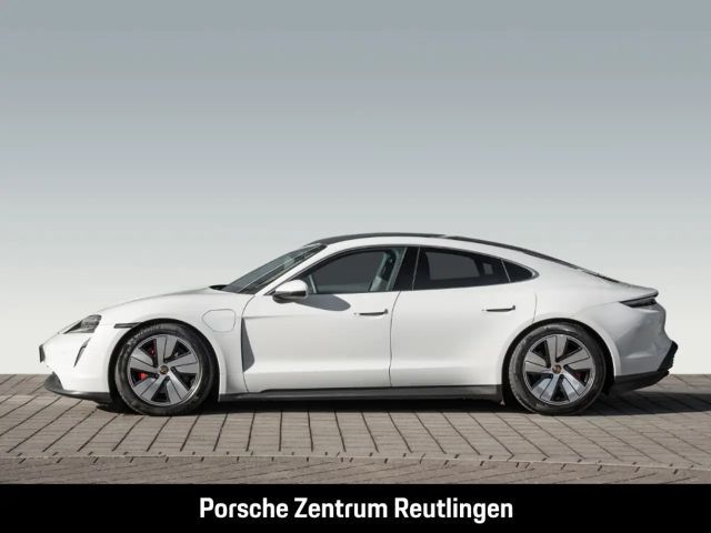 Porsche Taycan 4S