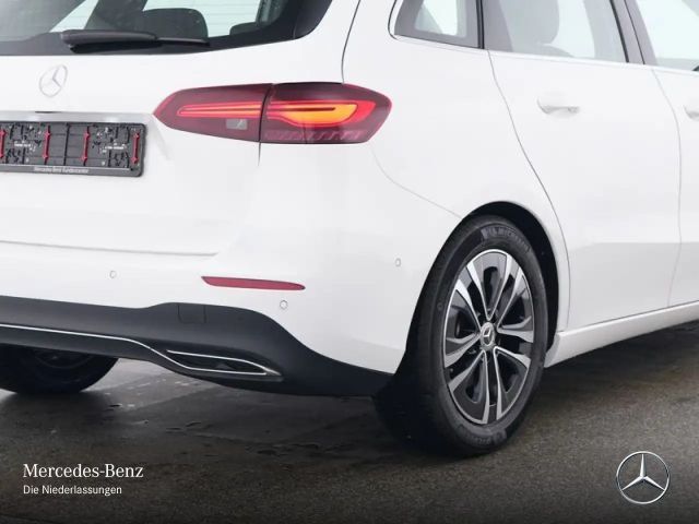 Mercedes-Benz B 200 Progressive Sedan