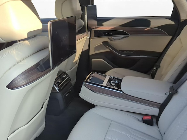 Audi A8 60 TFSI Quattro