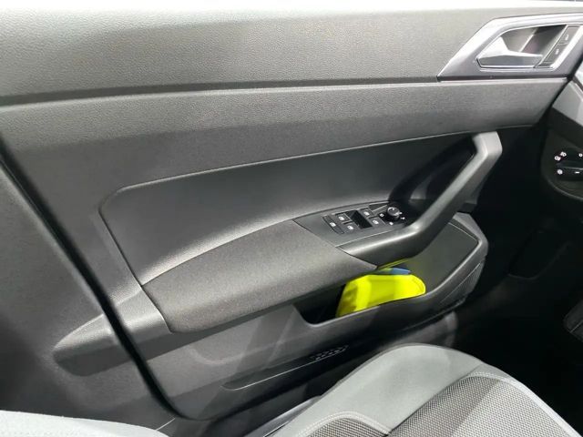 Volkswagen Polo 1.0 TSI DSG Style