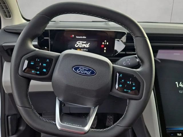 Ford Explorer Extended range RWD