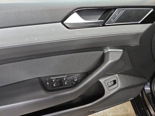 Volkswagen Passat 2.0 TDI Business DSG Variant