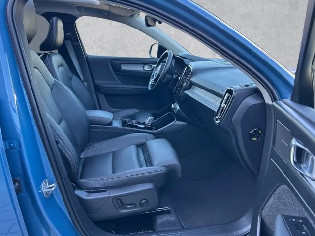 Volvo XC40 Dark Plus