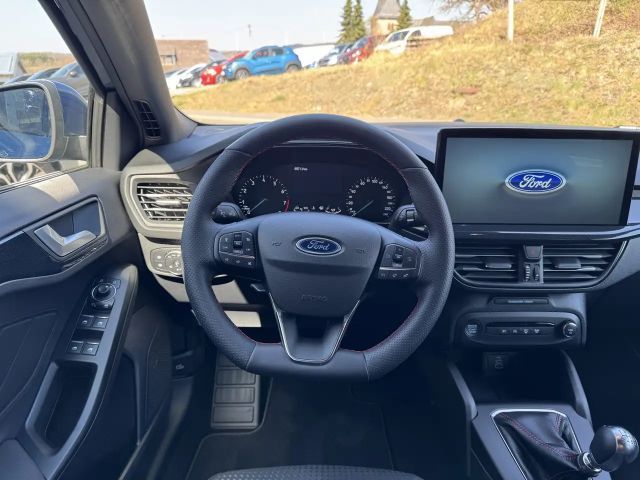 Ford Focus ST Line Wagon