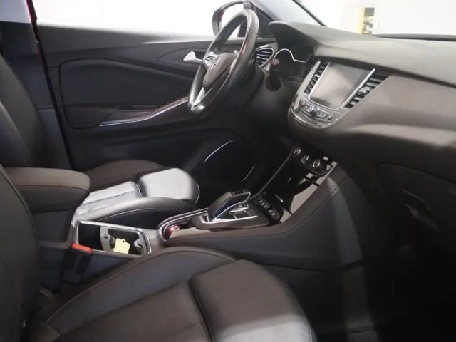 Opel Grandland X 1.6 Turbo Hybrid