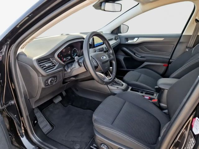 Ford Focus EcoBoost Style Titanium Wagon