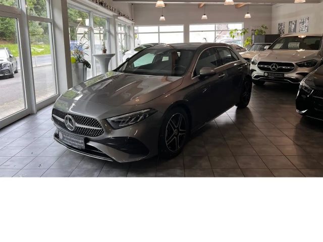 Mercedes-Benz A 180 AMG Line