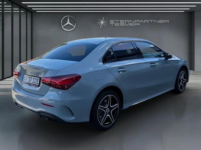 Mercedes-Benz A 250 A 250 e AMG Line