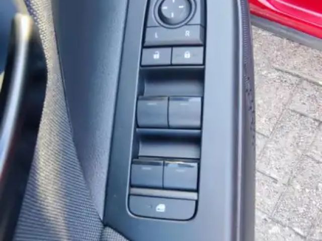 Toyota C-HR Hybride Team D