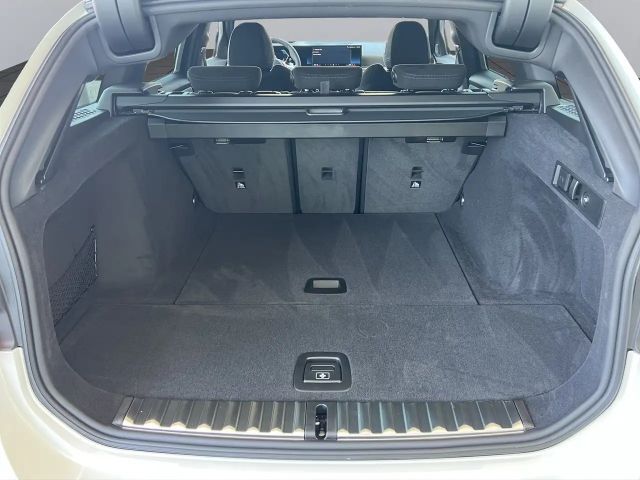 BMW 320 320d M-Sport Touring xDrive