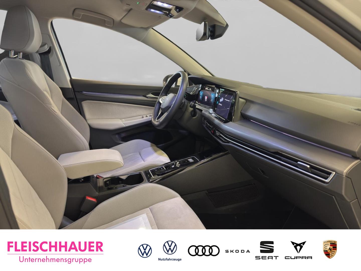 Volkswagen Golf 1.5 eTSI Golf VIII Style