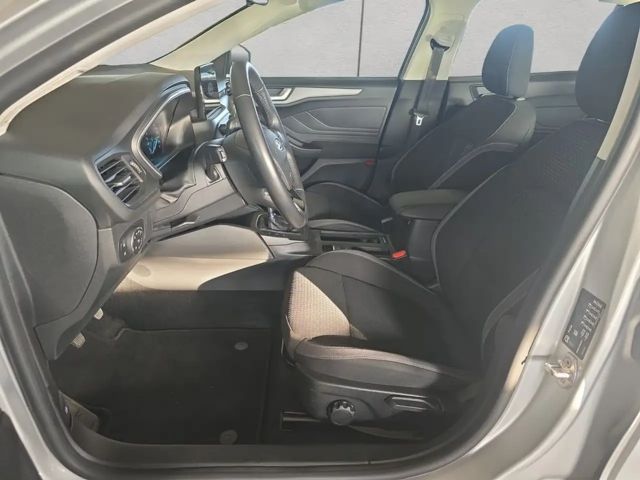 Ford Focus Cool & Connect EcoBoost Wagon