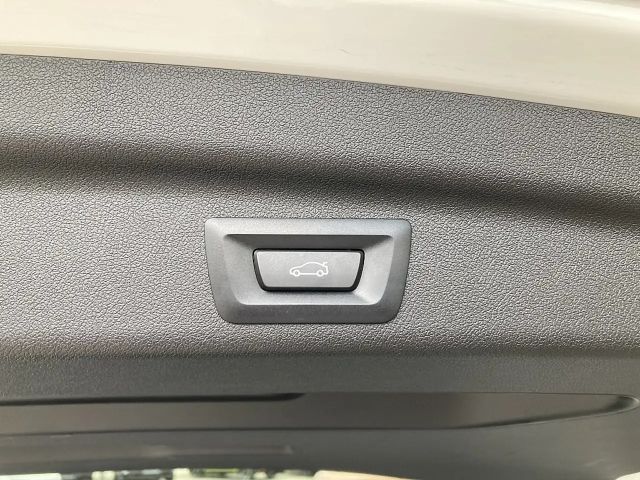 BMW 218 218d Active Tourer M-Sport Sedan