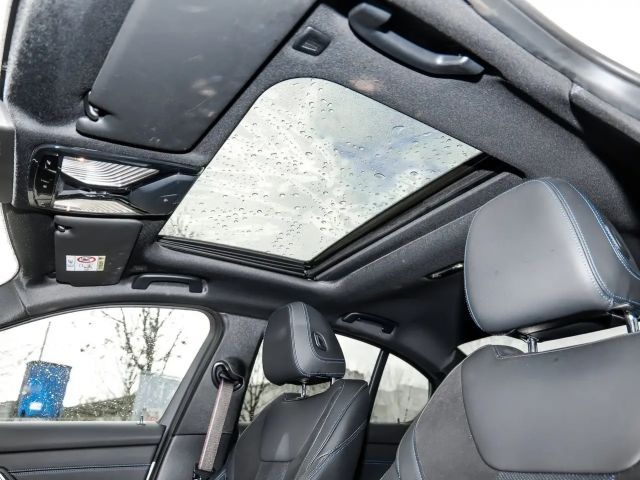 BMW 330 330i M-Sport Sedan