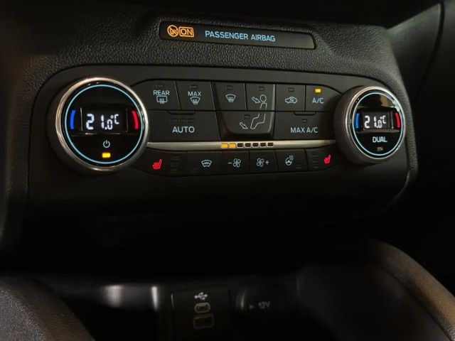 Ford Kuga Cool & Connect