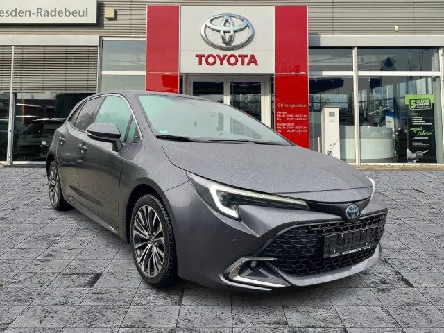 Toyota Corolla Hybride Team D