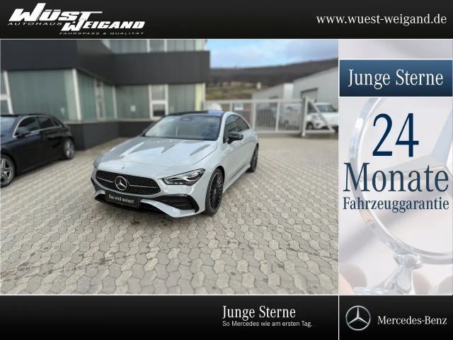 Mercedes-Benz CLA 220 4MATIC AMG Line Coupé