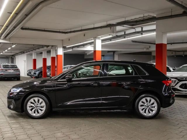 Audi A3 40 TFSI Hybride Sedan
