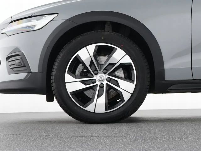 Volvo V60 Cross Country AWD Plus