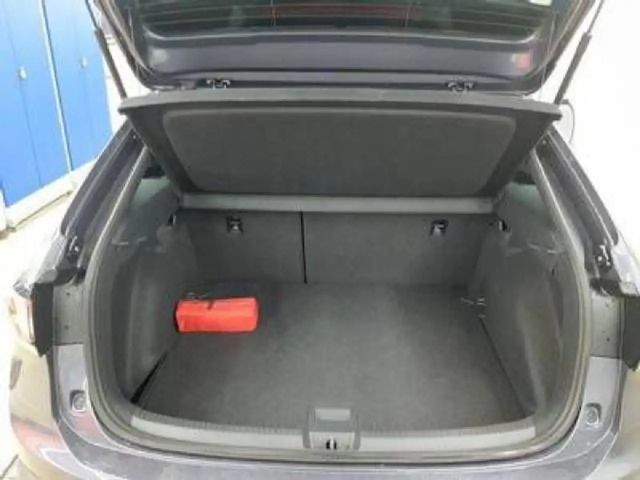 Volkswagen Taigo 1.0 TSI DSG