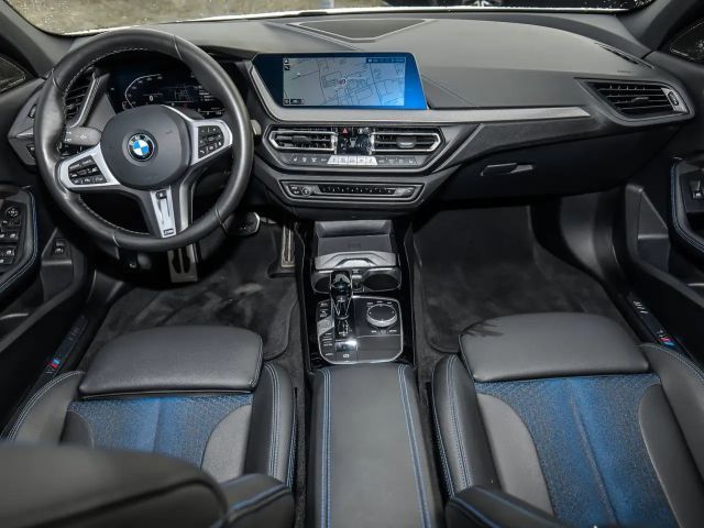 BMW 118 118i M-Sport Sedan