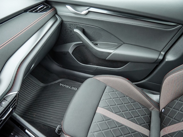 Skoda Octavia 2.0 TSI Combi RS