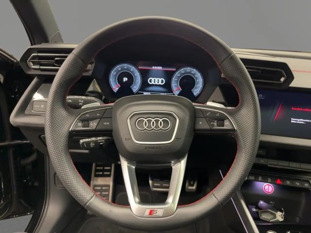 Audi A3 35 TFSI S-Line S-Tronic Sedan