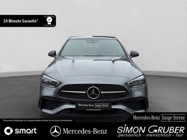 Mercedes-Benz C 200 AMG Line Sedan