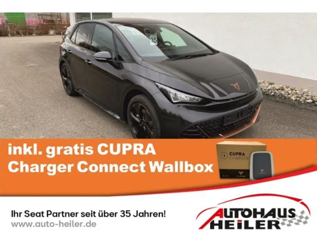 Cupra Born Navi digitales Cockp 360 Kamera LED ACC Fahrerprof