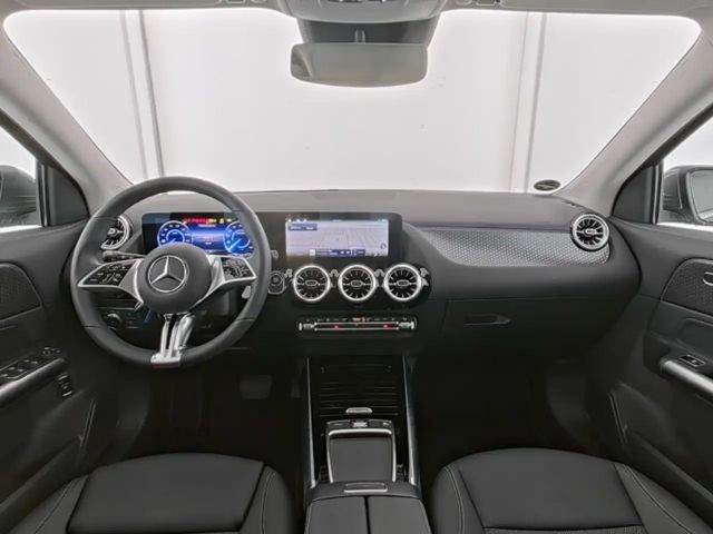 Mercedes-Benz EQA 300 4MATIC