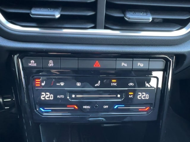 Volkswagen T-Roc 1.5 TSI DSG R-Line