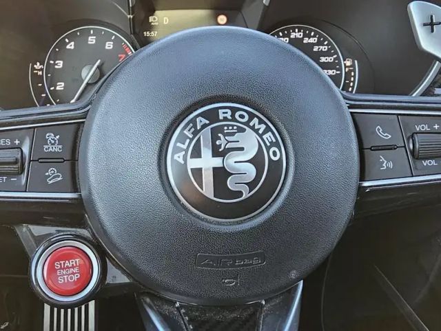 Alfa Romeo Stelvio Quadrifoglio