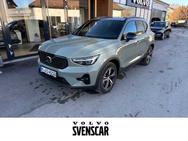 Volvo XC40 Dark Plus