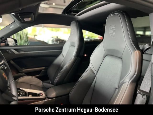 Porsche 992 Carrera Coupé