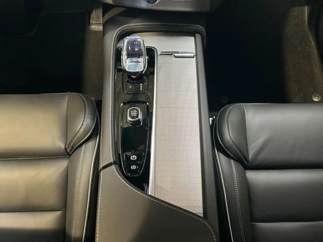 Volvo XC90 AWD Dark Plus T8