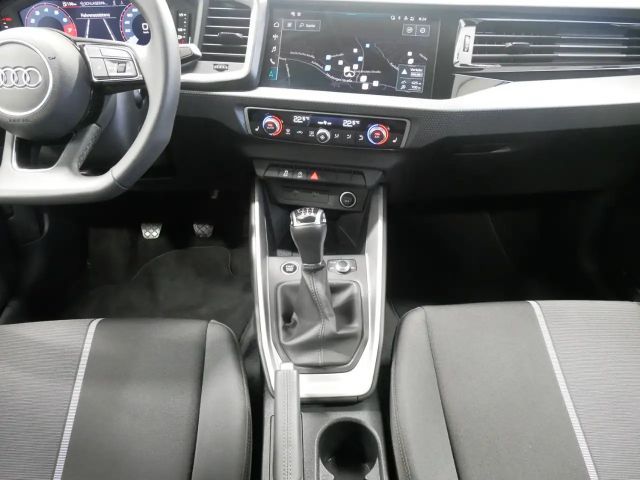 Audi A1 30 TFSI Allstreet