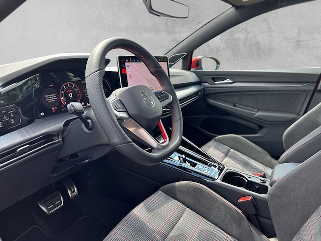 Volkswagen Golf 2.0 TSI DSG