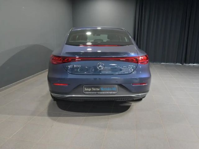 Mercedes-Benz EQE 300 Advanced Sedan