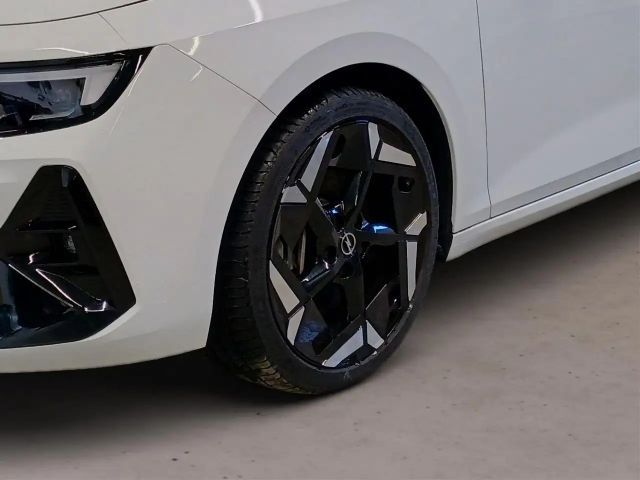 Opel Astra GSe Hybrid Innovation
