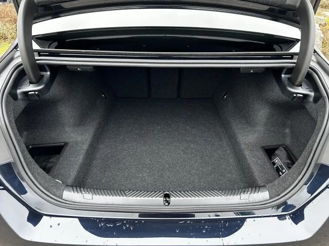 BMW 520 520d M-Sport Sedan