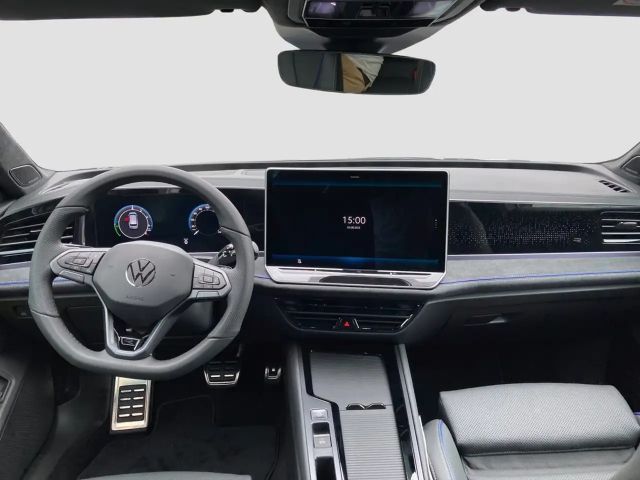 Volkswagen Passat R-Line eHybrid