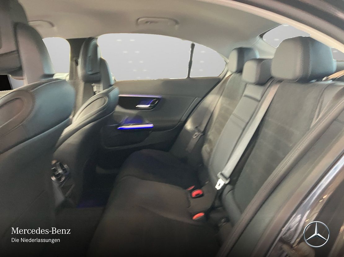 Mercedes-Benz C 180 AMG Line Sedan