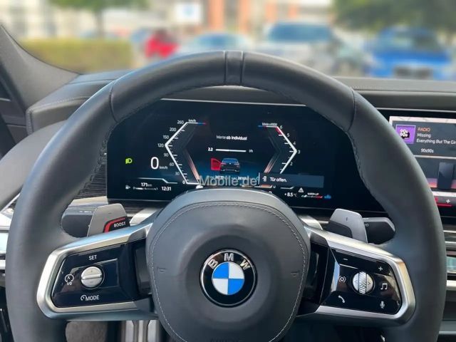 BMW 740 740d M-Sport Sedan xDrive