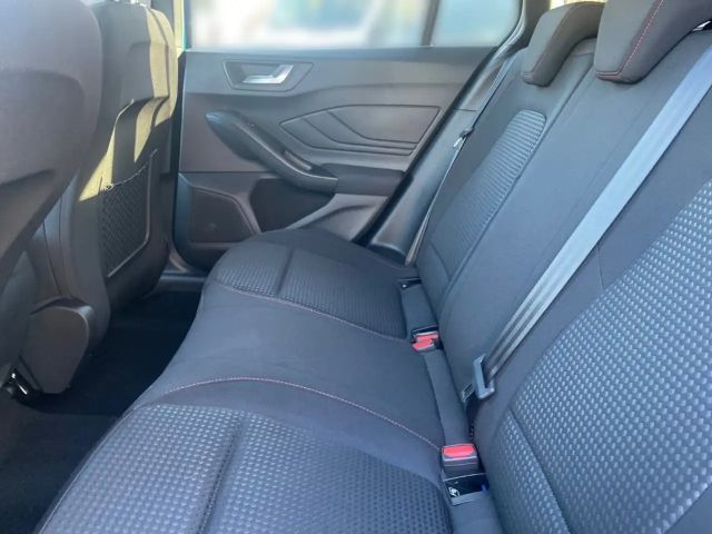 Ford Focus EcoBoost ST Line Wagon