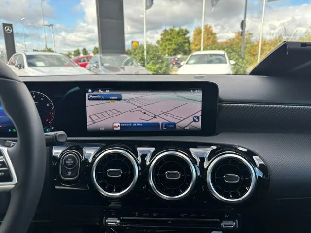 Mercedes-Benz A 180 A 180 PROGR+MBUX+KAM+LED+SHZ+ASSIST+DAB+CARPLAY+