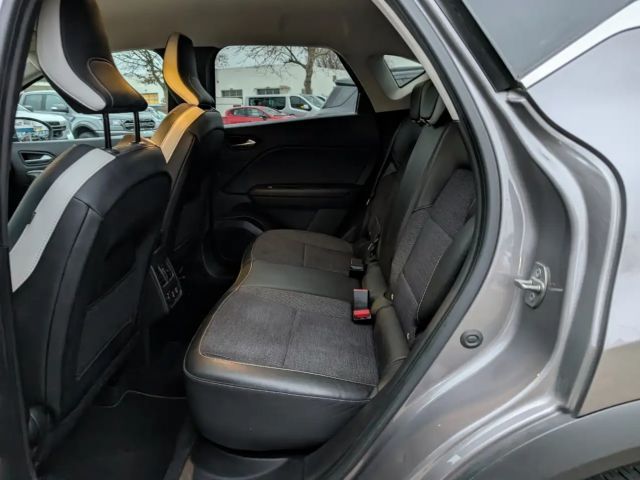 Renault Captur TCe 140 Techno