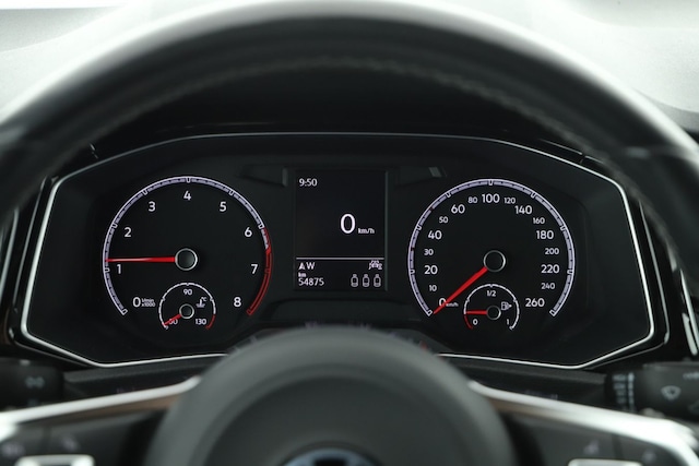 Volkswagen T-Roc 1.5 TSI Sport