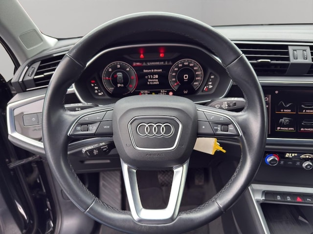 Audi Q3 35 TDI S-Tronic
