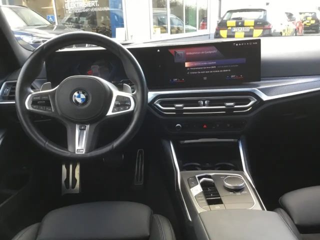 BMW 330 330i Sedan xDrive