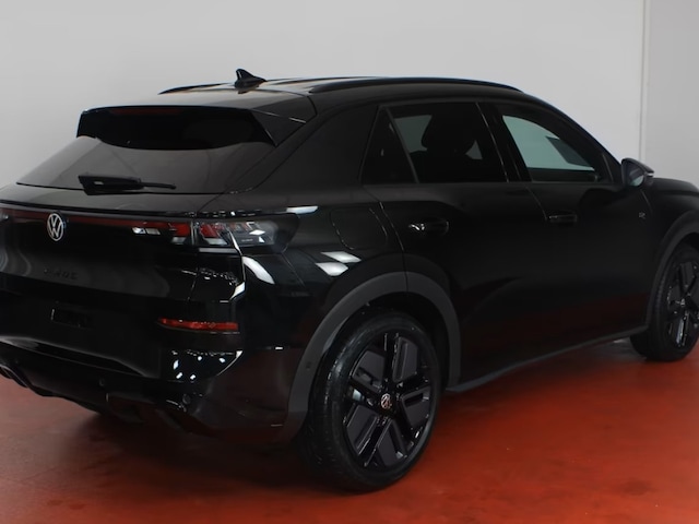 Volkswagen T-Roc 1.5 eTSI DSG R-Line